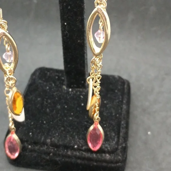 Vintage Gold Tone Beaded Charm Chain Dangle Earrings - Picture 2 of 4